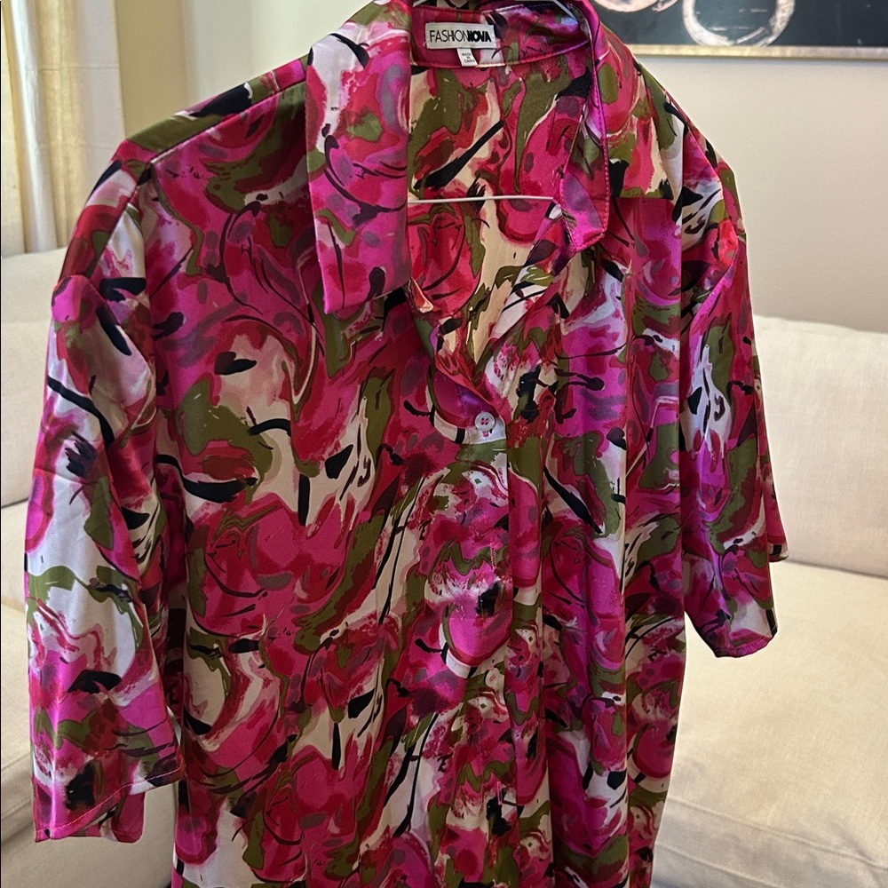 Abstract Blouse - Picture 5 of 5